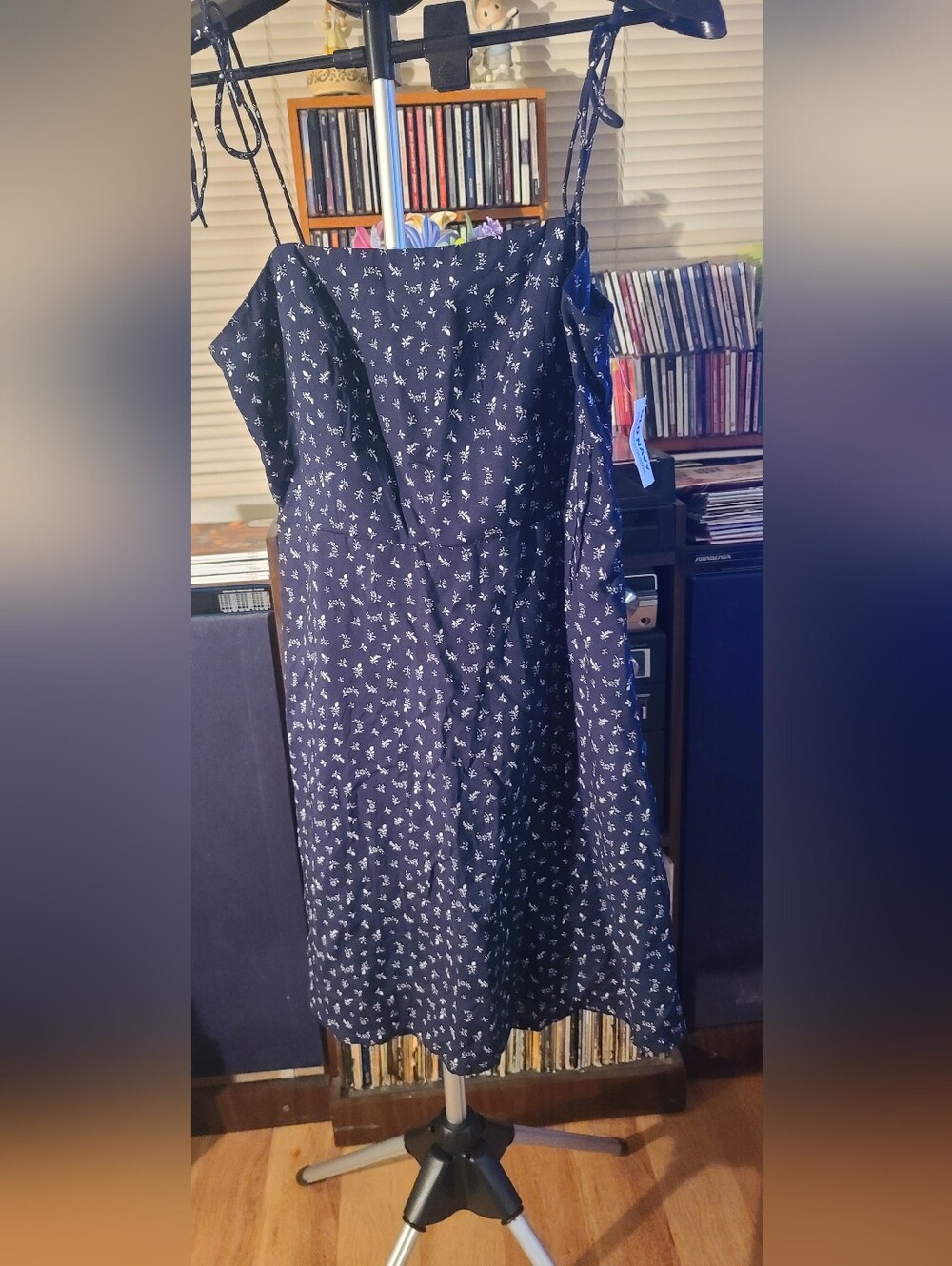 Old Navy Blue Floral Spaghetti Strap Dress M
